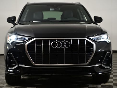 Certified 2022 Audi Q3 2.0T Premium Plus image 5