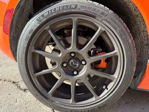 Used 2019 MAZDA MX-5 Miata RF 30th Anniversary image 12