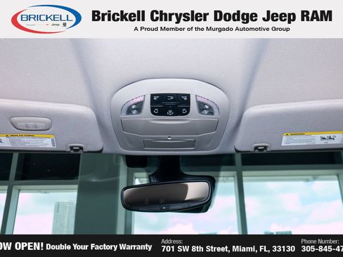 Used 2022 Chrysler Pacifica Touring-L FWD image 22