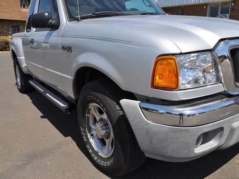 Used 2004 Ford Ranger XLT AWD/4WD image 5
