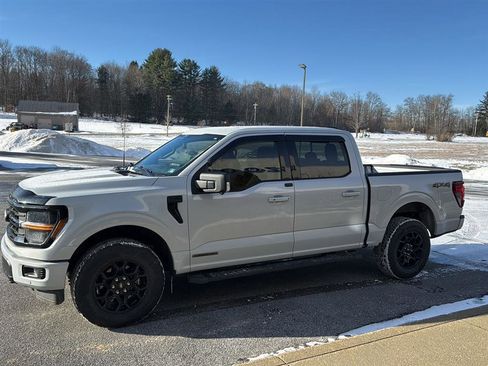 Used 2025 Ford F150 XLT w/ Equipment Group 302A MID image 6