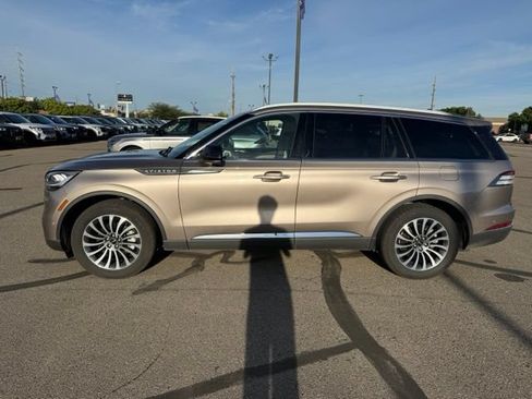 Used 2021 Lincoln Aviator Reserve w/ Equipment Group 201A AWD/4WD image 7