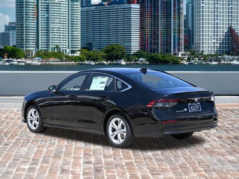 New 2026 Honda Accord LX image 7