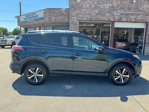 Used 2017 Toyota RAV4 XLE w/ Plus Special Value Package AWD/4WD image 17