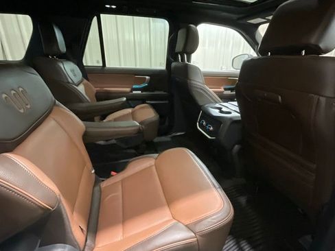 Used 2025 Ford Expedition King Ranch AWD/4WD image 14