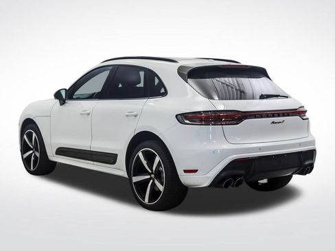 Used 2023 Porsche Macan AWD/4WD image 3