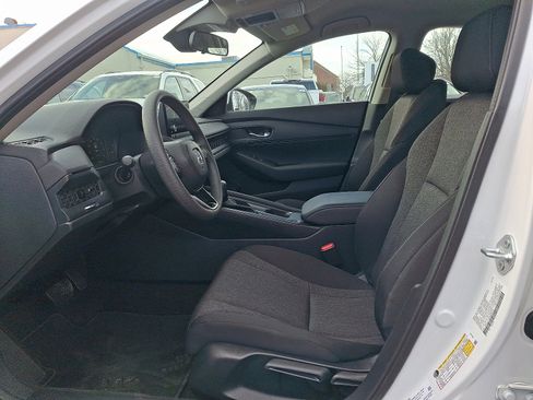 Certified 2025 Honda Accord LX image 16