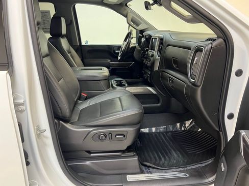 Used 2021 Chevrolet Silverado 2500 LTZ w/ LTZ Plus Package image 35