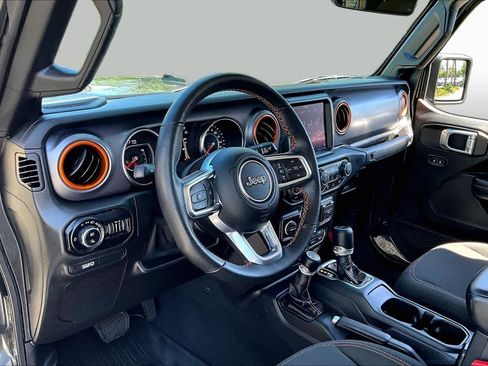 Used 2021 Jeep Gladiator Mojave AWD/4WD image 17