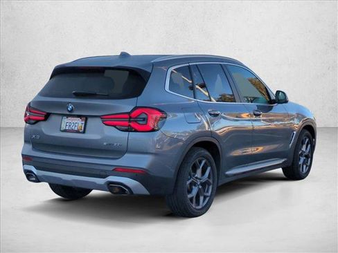 Used 2023 BMW X3 sDrive30i w/ Premium Package image 4