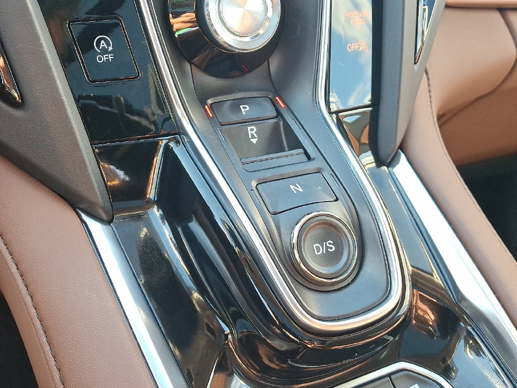 Certified 2024 Acura RDX w/ Technology Package AWD/4WD image 16