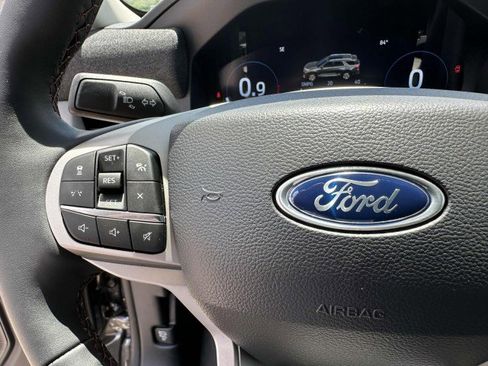 New 2025 Ford Explorer Active w/ Active Comfort Package image 25