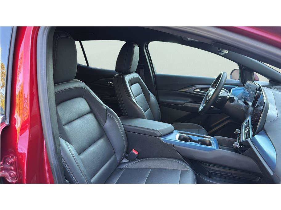 Used 2024 Chevrolet Equinox EV LT FWD image 25