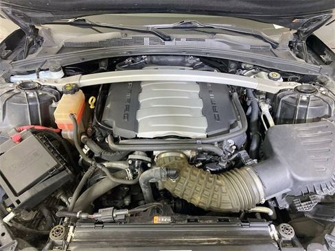 Used 2016 Chevrolet Camaro SS image 10