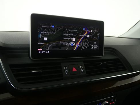 Used 2018 Audi Q5 2.0T Premium Plus image 25