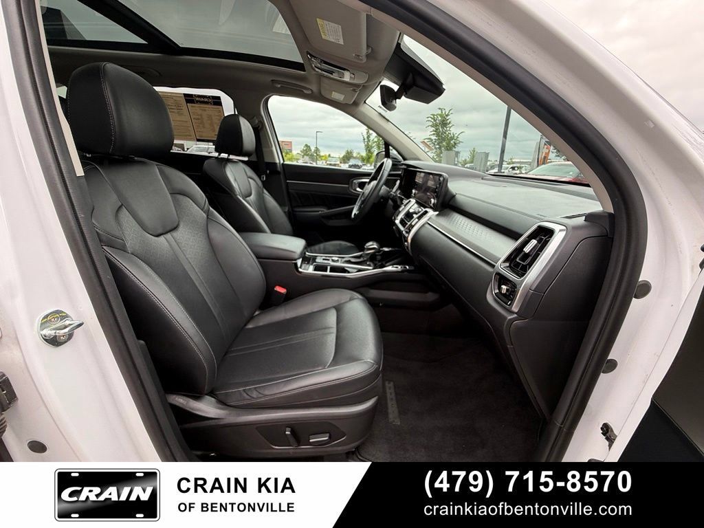 Used 2023 Kia Sorento SX AWD/4WD image 29