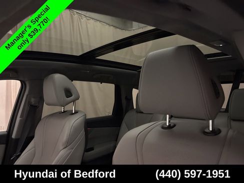 Used 2023 Acura MDX SH-AWD w/ Technology Package image 24