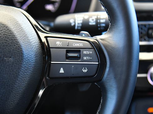Used 2024 Honda Civic Sport image 28