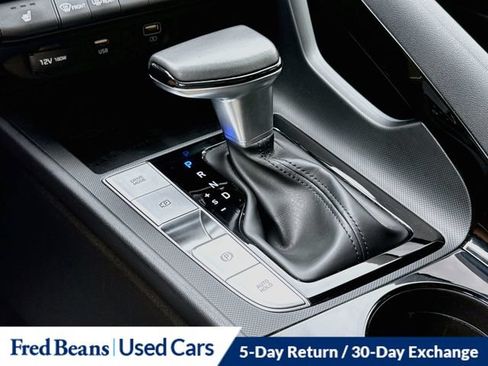 Used 2021 Hyundai Elantra SEL w/ Convenience Package FWD image 22