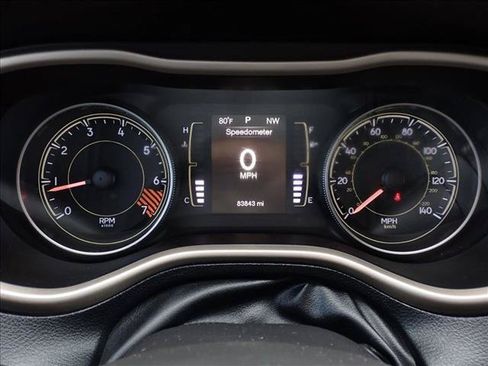 Used 2014 Jeep Cherokee Latitude FWD image 22