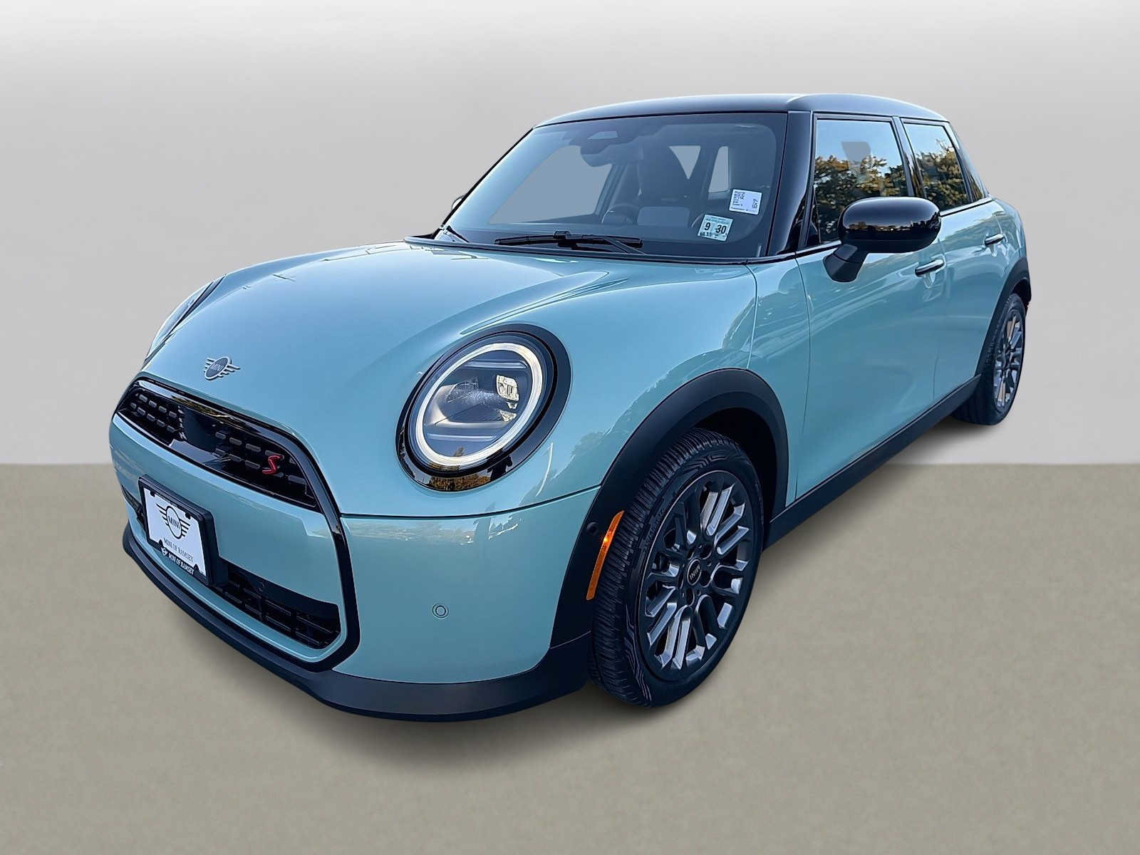 Used 2025 MINI Cooper S FWD image 1