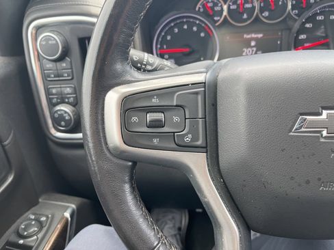 Used 2021 Chevrolet Silverado 1500 LT Trail Boss w/ Convenience Package II AWD/4WD image 17