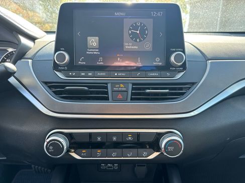 Used 2025 Nissan Altima 2.5 SR image 28