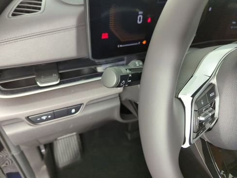 New 2026 Kia Carnival EX image 21