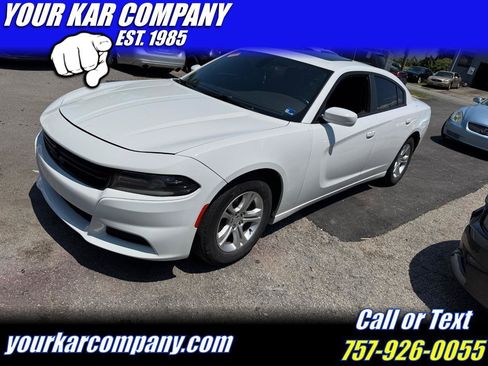Used 2020 Dodge Charger SXT w/ Leather Interior Group RWD image 1