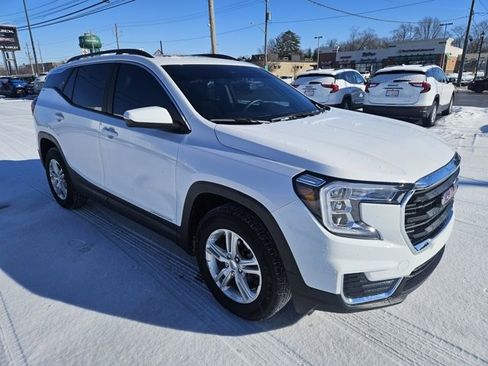 Certified 2023 GMC Terrain SLE w/ Driver Convenience Package image 1