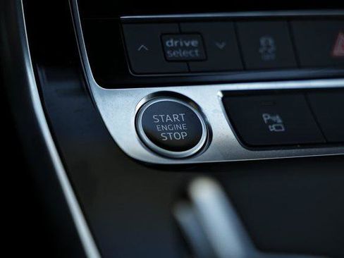 Certified 2025 Audi Q7 2.0T Premium Plus w/ Premium Plus Package image 42