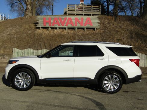 Used 2024 Ford Explorer Limited w/ Limited Technology Package image 1