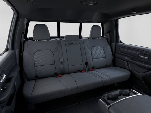 New 2026 RAM 1500 Express AWD/4WD image 17