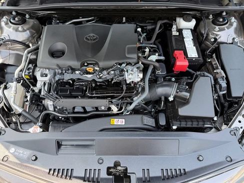 Used 2024 Toyota Camry SE FWD image 21
