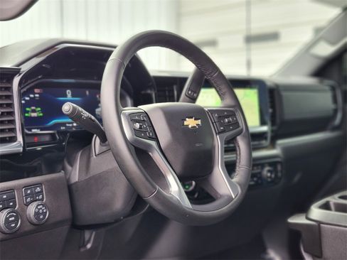 Used 2025 Chevrolet Silverado 2500 LT w/ All Star Edition image 17