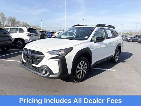 Certified 2025 Subaru Outback Premium AWD/4WD image 3