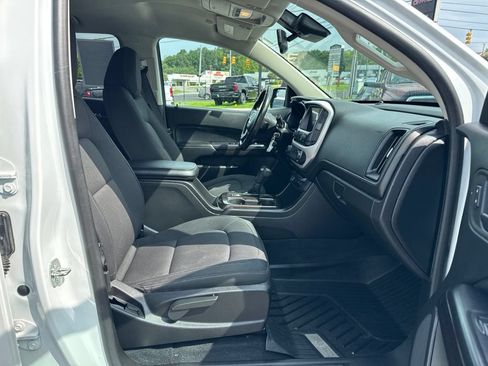 Used 2020 GMC Canyon SLE w/ Driver Alert Package AWD/4WD image 18