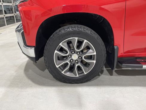 Used 2019 Chevrolet Silverado 1500 LT w/ All-Star Edition image 9