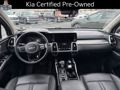 Used 2022 Kia Sorento SX image 10