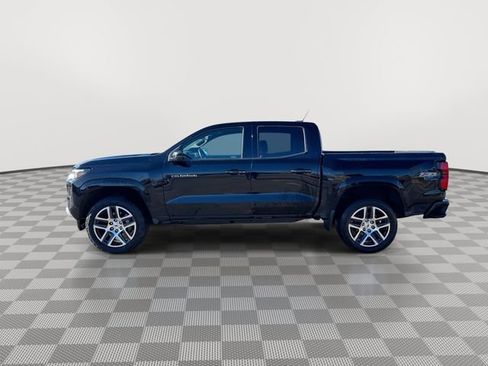 Used 2023 Chevrolet Colorado Z71 w/ Z71 Convenience Package 2 image 5