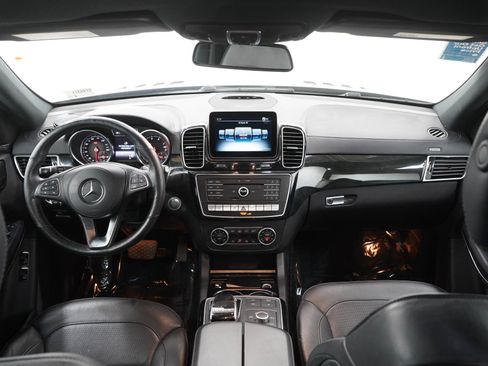 Used 2019 Mercedes-Benz GLS 550 4MATIC image 16
