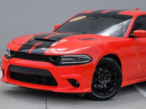 Used 2020 Dodge Charger GT w/ Plus Group RWD image 6