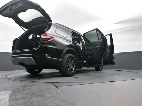 Certified 2023 Honda Pilot TrailSport image 48