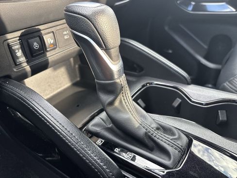 Used 2022 Nissan Frontier PRO-4X w/ Pro-4X Premium Package image 27