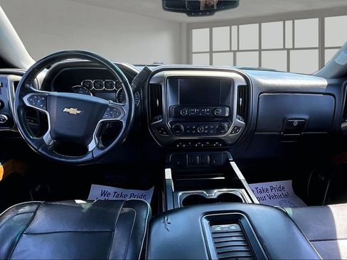 Used 2017 Chevrolet Silverado 1500 High Country AWD/4WD image 17