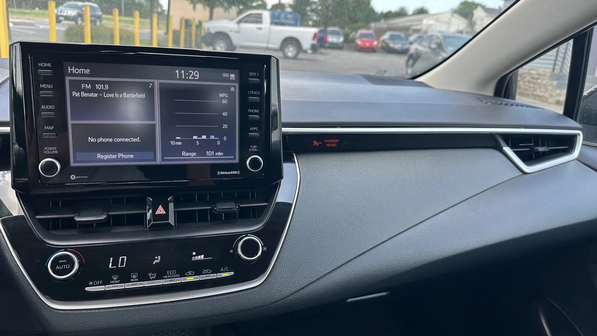 Used 2022 Toyota Corolla LE w/ Premium Interior Package FWD image 24