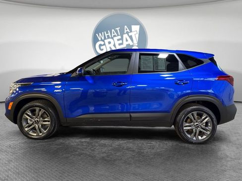 Used 2023 Kia Seltos LX image 7