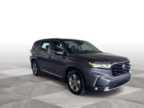 Used 2024 Honda Pilot EX-L image 2