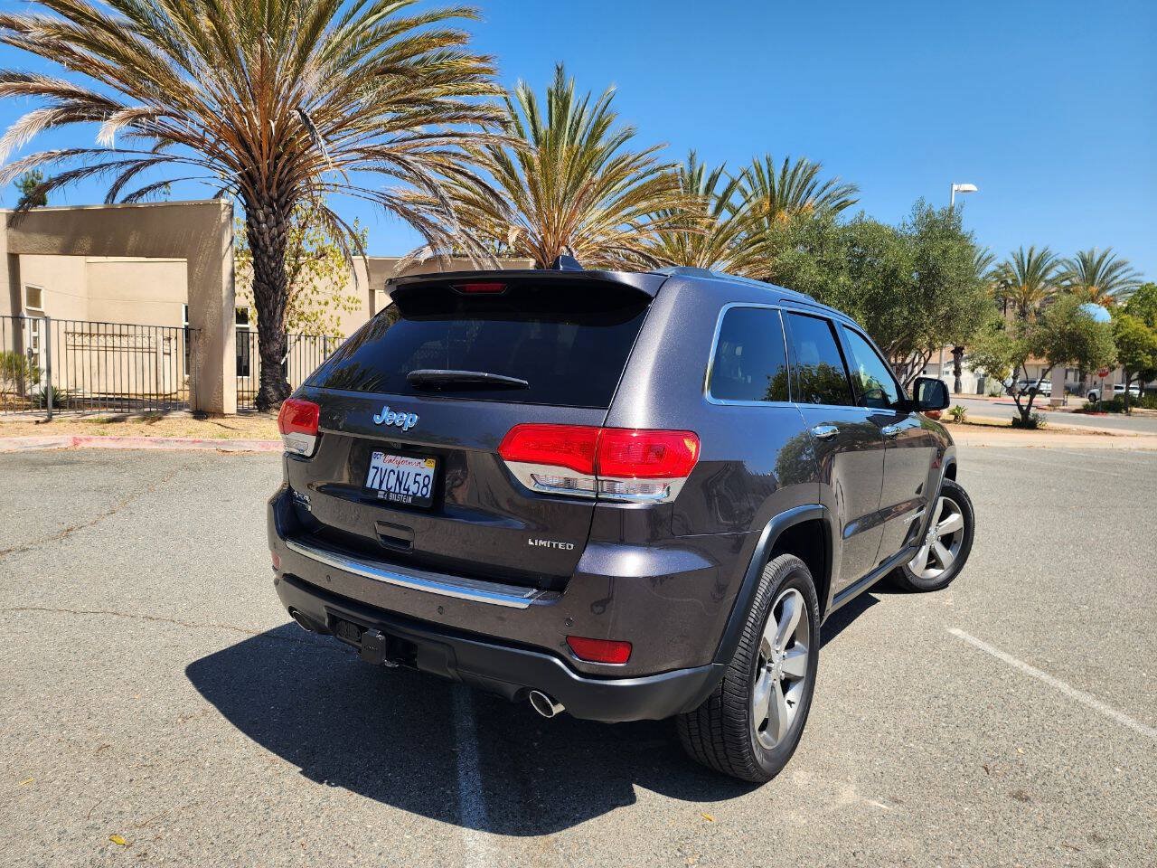 Used 2016 Jeep Grand Cherokee Limited w/ Luxury Group II AWD/4WD image 8
