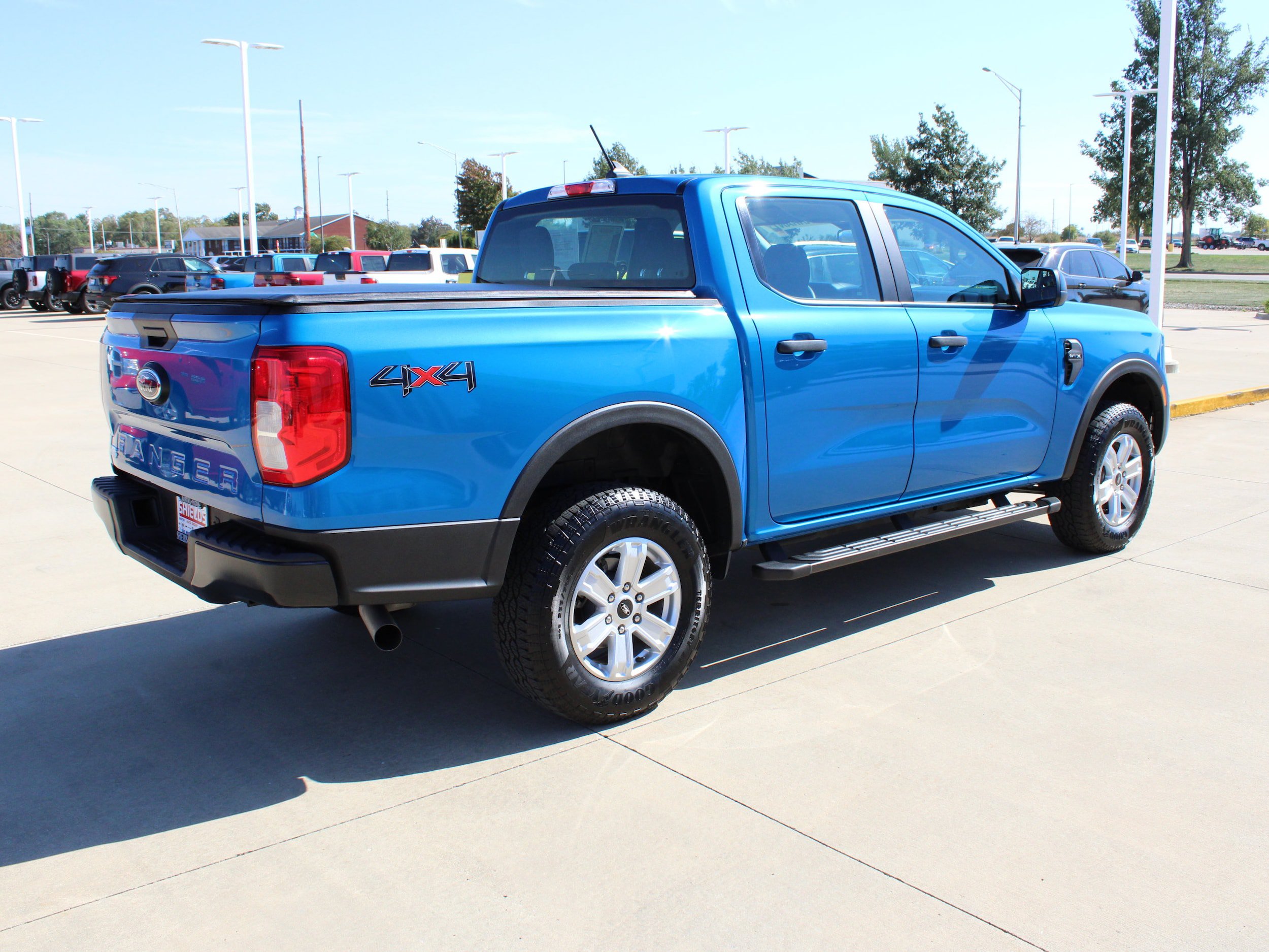 Used 2025 Ford Ranger XL AWD/4WD image 7